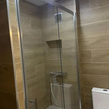 Apartamento Piso En El Centro De La Carihuela