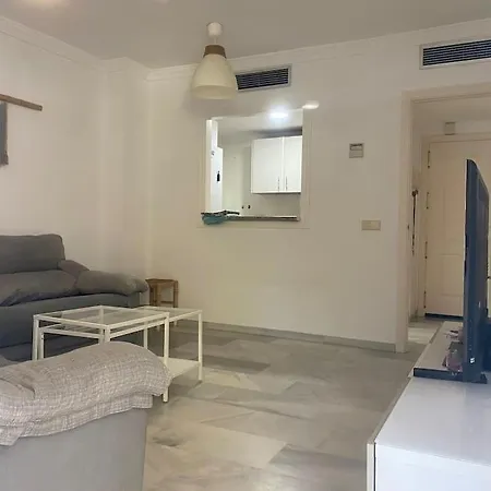 Piso En El Centro De La Carihuela *