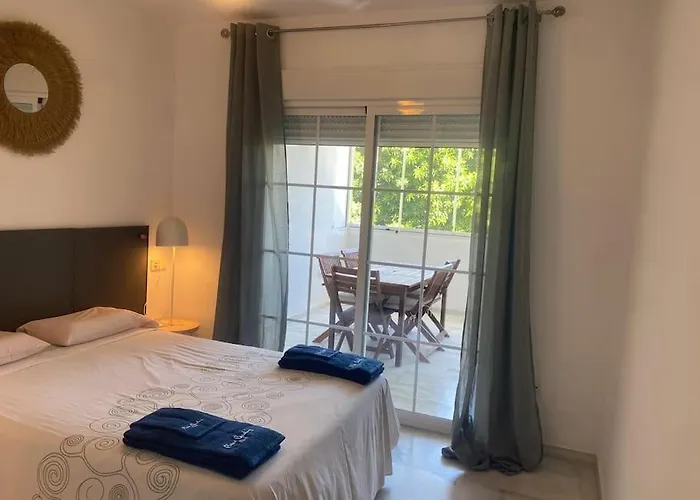 Apartamento Piso En El Centro De La Carihuela