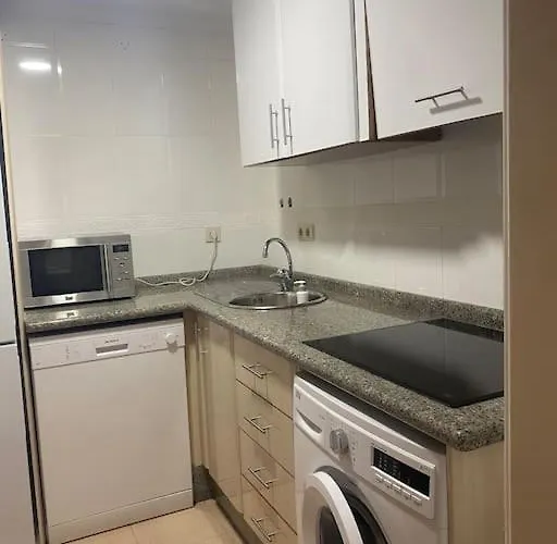 Piso En El Centro De La Carihuela