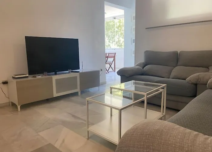 Lägenhet Piso En El Centro De La Carihuela Torremolinos