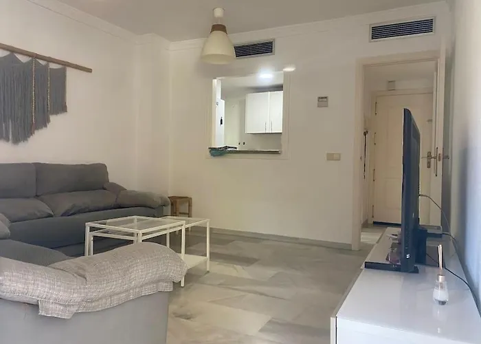 Piso En El Centro De La Carihuela *